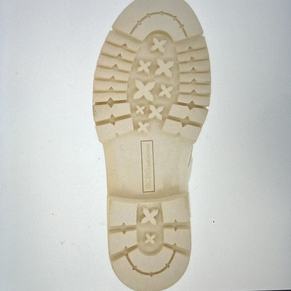 BCBGENERATION Women’s Tassie Fashion Boot SZ 6M NWOT - Picture 7 of 16